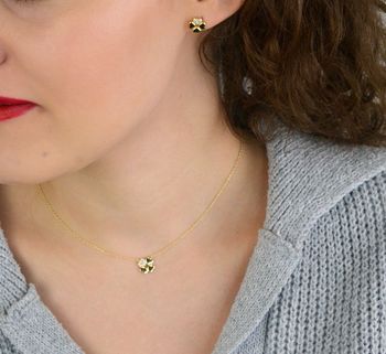 Kolczyki damskie Nomination Italy z kolekcji Petit Sparkle. Srebro 925 pozłacane 18K złotem, koniczynki zdobione cyrkoniami. Idealne na prezent, w oryginalnym opakowaniu z certyfikatem autentyczności (1).JPG